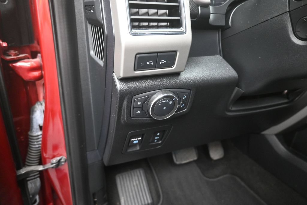 Certified 2019 Ford F150 Lariat w/ Equipment Group 502A Luxury RWD image 13