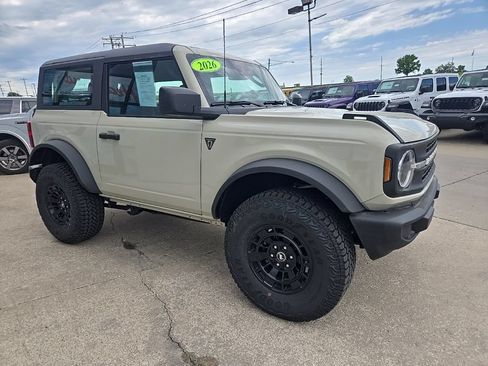 Used 2026 Ford Bronco 2-Door w/ Sasquatch Package AWD/4WD image 13