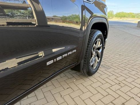 New 2026 GMC Sierra 1500 SLE image 13