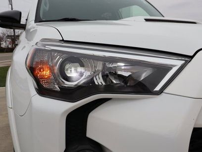 Used 2021 Toyota 4Runner Venture w/ Moonroof Package