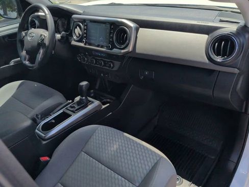 Used 2023 Toyota Tacoma SR5 w/ Technology Package AWD/4WD image 18