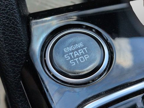 Certified 2023 Kia Sportage X-Pro AWD/4WD image 35