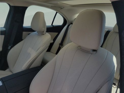 New 2026 Mercedes-Benz E 350 4MATIC Sedan image 17