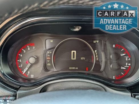Used 2025 Dodge Durango GT AWD/4WD image 12