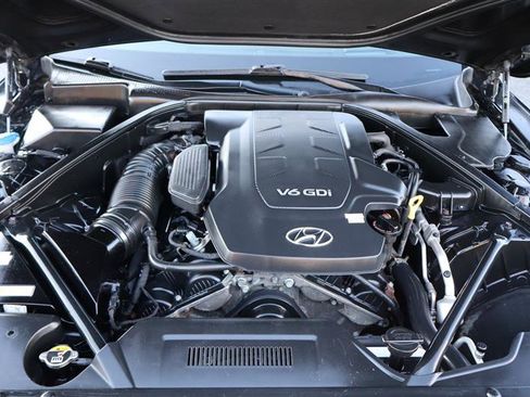 Used 2015 Hyundai Genesis 3.8 w/ Option Group 04 image 32