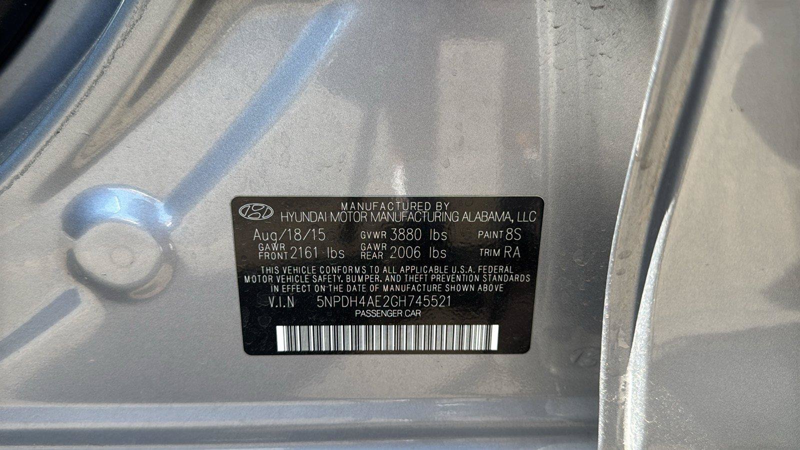 Used 2016 Hyundai Elantra SE FWD image 17