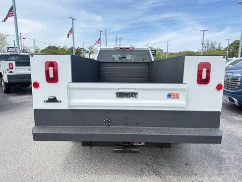 New 2026 GMC Sierra 3500 Pro w/ Convenience Package image 4