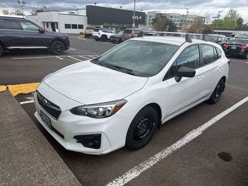 Used 2018 Subaru Impreza 2.0i image 1