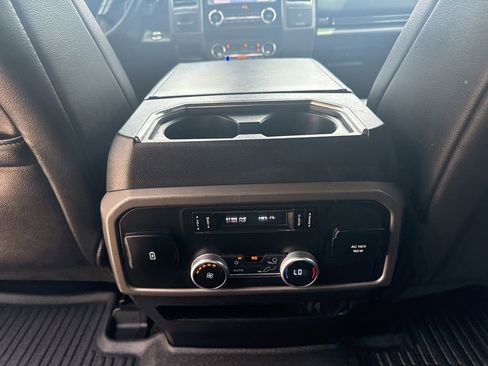 Used 2020 Ford Expedition XLT w/ Equipment Group 202A RWD image 26