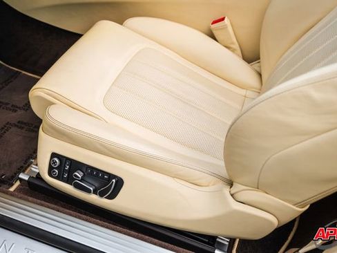 Used 2015 Bentley Continental GT image 63