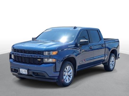 Used 2022 Chevrolet Silverado 1500 Custom AWD/4WD image 4