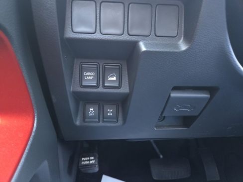 Used 2024 Nissan Frontier PRO-4X w/ Off-Road Protection Package image 13