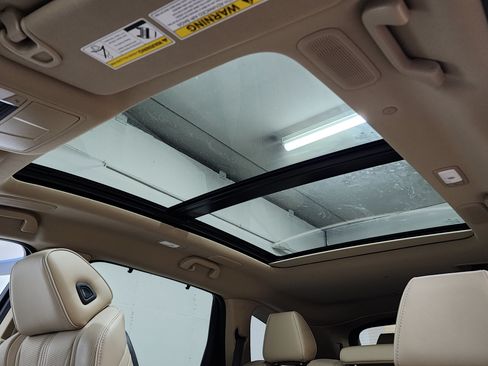 Certified 2025 Acura MDX SH-AWD w/ Advance Package image 27