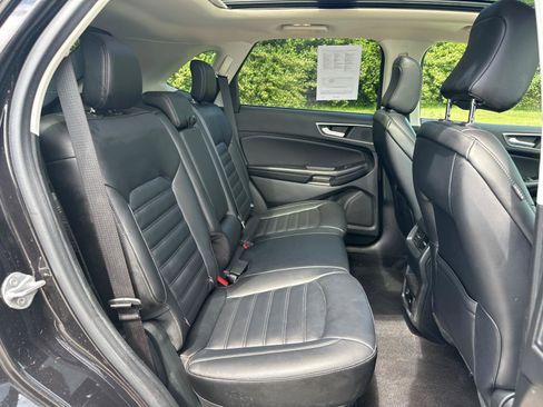 Used 2022 Ford Edge SEL w/ Convenience Package AWD/4WD image 22