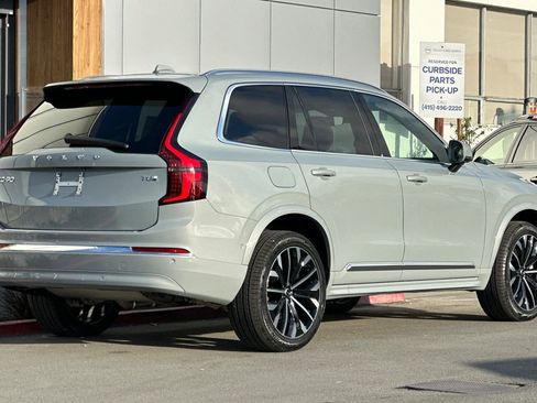 New 2026 Volvo XC90 T8 Plus w/ Protection Package Premier image 2