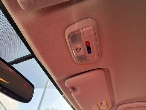 Used 2016 Subaru Crosstrek 2.0i Limited w/ Popular Package #2 image 21