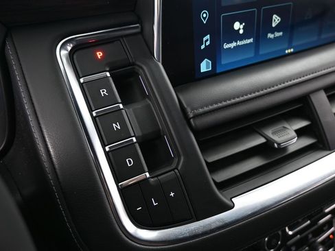 Used 2024 Chevrolet Tahoe LT image 30