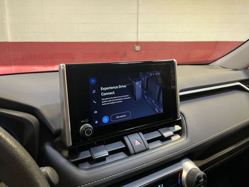 Used 2025 Toyota RAV4 LE image 22