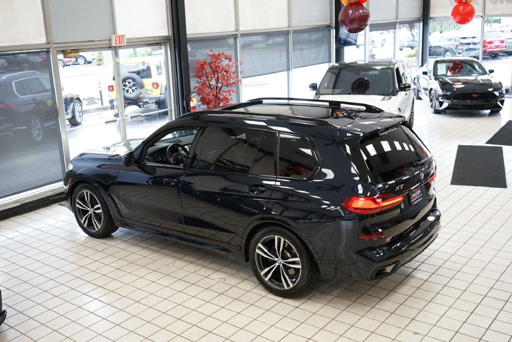 Used 2022 BMW X7 xDrive40i w/ M Sport Package AWD/4WD image 71