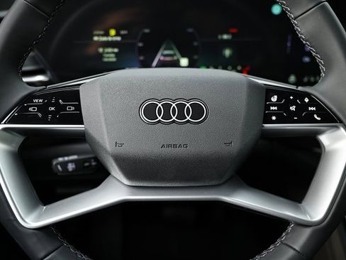 New 2025 Audi Q5 Premium image 31
