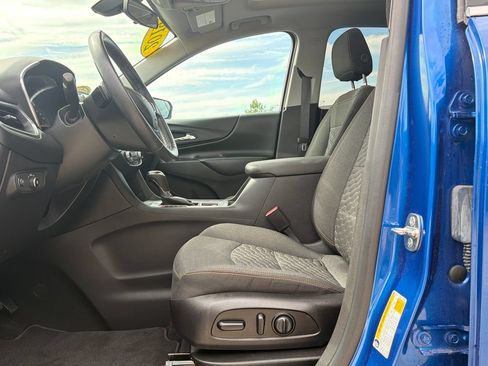 Certified 2019 Chevrolet Equinox LT w/ Sun & Navigation Package AWD/4WD image 23