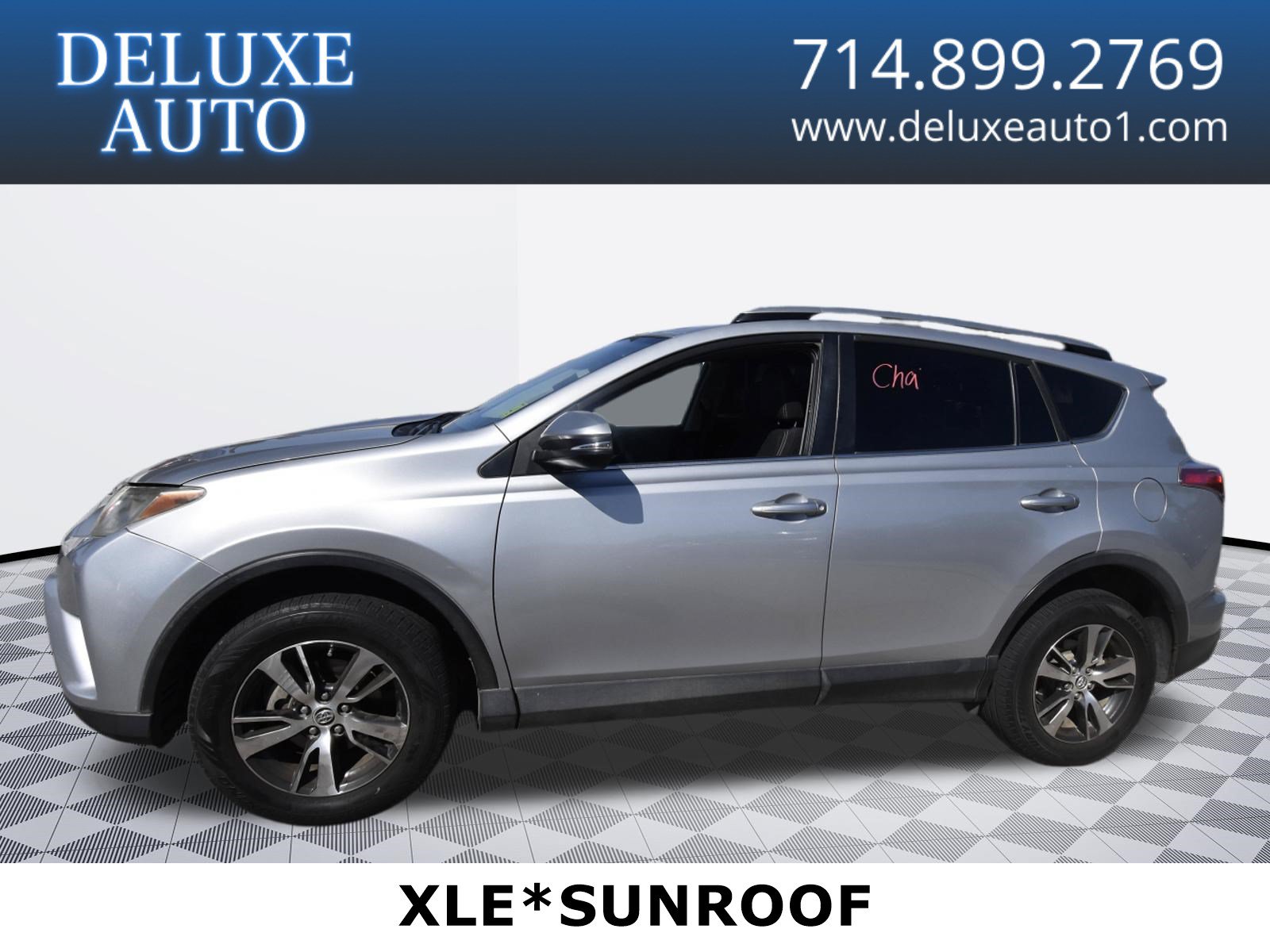 Used 2018 Toyota RAV4 XLE w/ Plus Extra Value Package FWD image 1