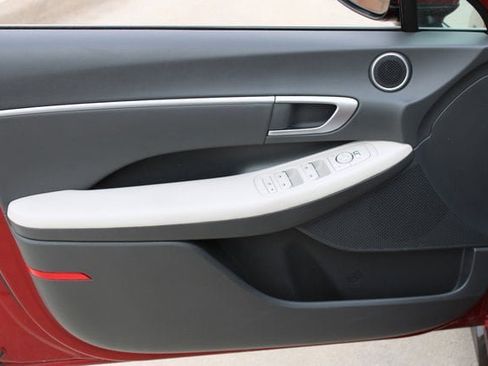 Used 2025 Hyundai Sonata SEL image 18