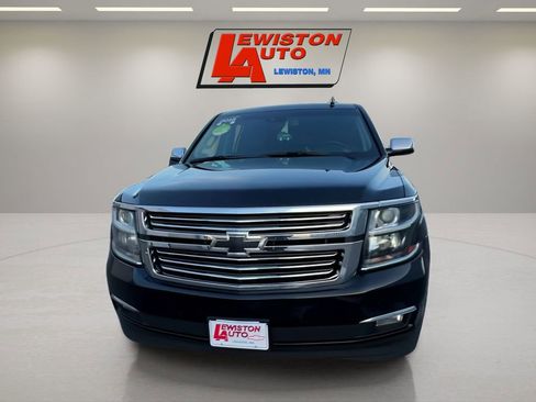 Used 2018 Chevrolet Suburban Premier image 3