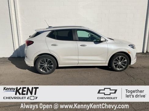 Used 2021 Buick Encore GX Select w/ Sport Touring Package image 3