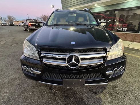 Used 2010 Mercedes-Benz GL 450 4MATIC image 2