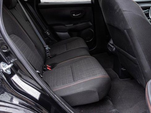 Used 2025 Honda HR-V Sport image 25