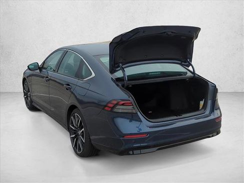Used 2023 Honda Accord Touring image 10