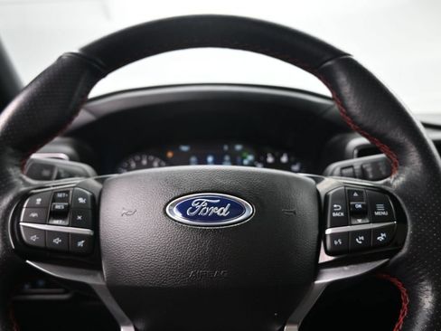 Used 2023 Ford Explorer ST-Line w/ Class IV Trailer Tow Package AWD/4WD image 14