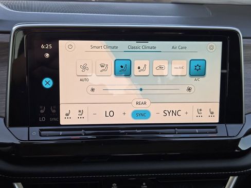 New 2026 Volkswagen Atlas SEL Premium R-Line image 16