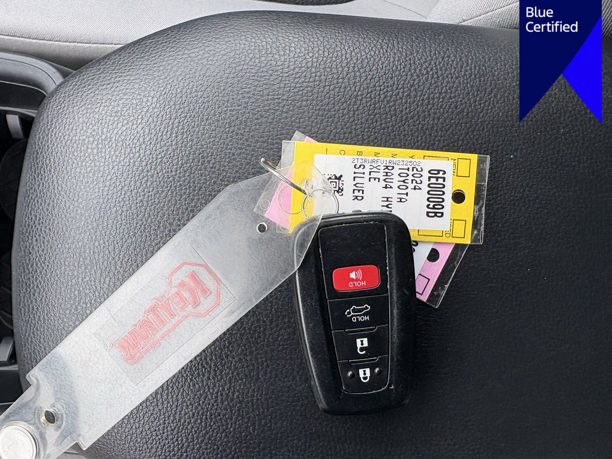 Used 2024 Toyota RAV4 XLE w/ Convenience Package AWD/4WD image 16