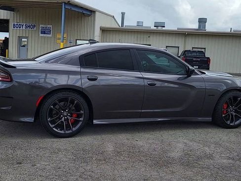 Used 2023 Dodge Charger R/T w/ Performance Handling Group image 8
