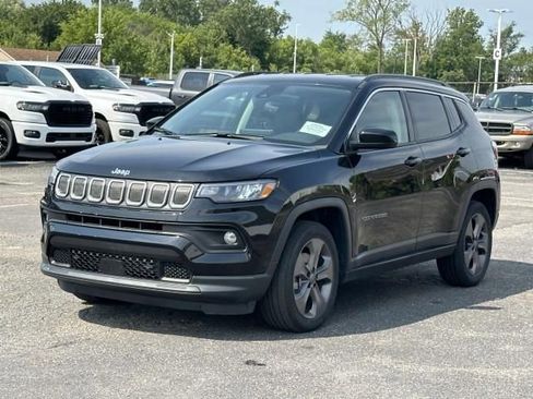 Certified 2022 Jeep Compass Latitude image 7