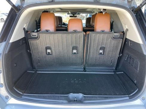 Used 2024 Nissan Pathfinder Platinum w/ Cargo Package AWD/4WD image 16
