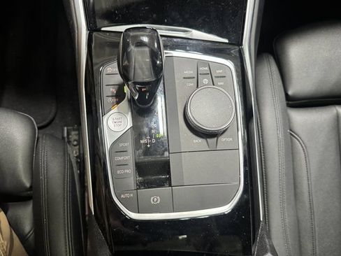 Used 2019 BMW 330i xDrive Sedan w/ Convenience Package AWD/4WD image 22