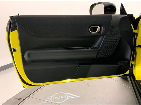 Certified 2025 MINI Cooper S image 24