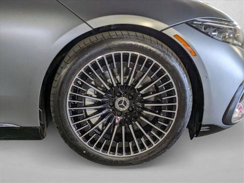 Certified 2023 Mercedes-Benz EQS 580 4MATIC Sedan image 26
