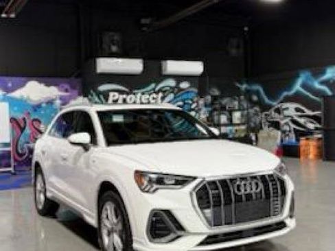 Used 2023 Audi Q3 2.0T Premium w/ Convenience Package AWD/4WD image 7