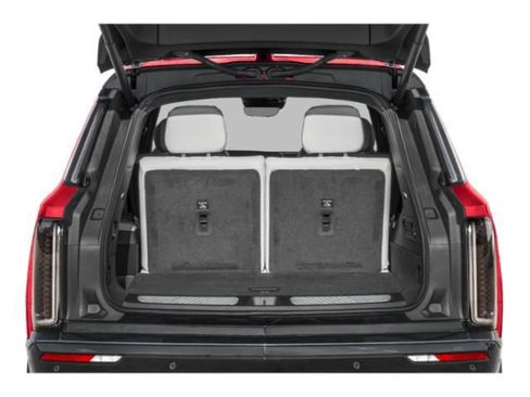 Certified 2026 Cadillac Vistiq Sport w/ LPO, Floor Liner Package AWD/4WD image 10