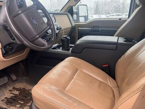 Used 2012 Ford F350 Lariat w/ Lariat Ultimate Pkg image 2