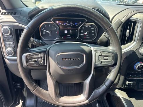Used 2021 GMC Sierra 1500 Denali w/ Denali Ultimate Package AWD/4WD image 21