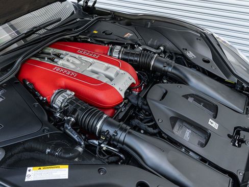 Used 2022 Ferrari 812 GTS RWD image 44