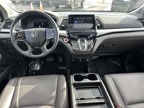 Certified 2023 Honda Odyssey Touring image 13