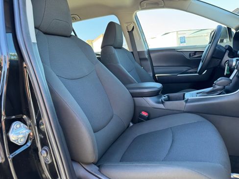 Used 2024 Toyota RAV4 LE image 19