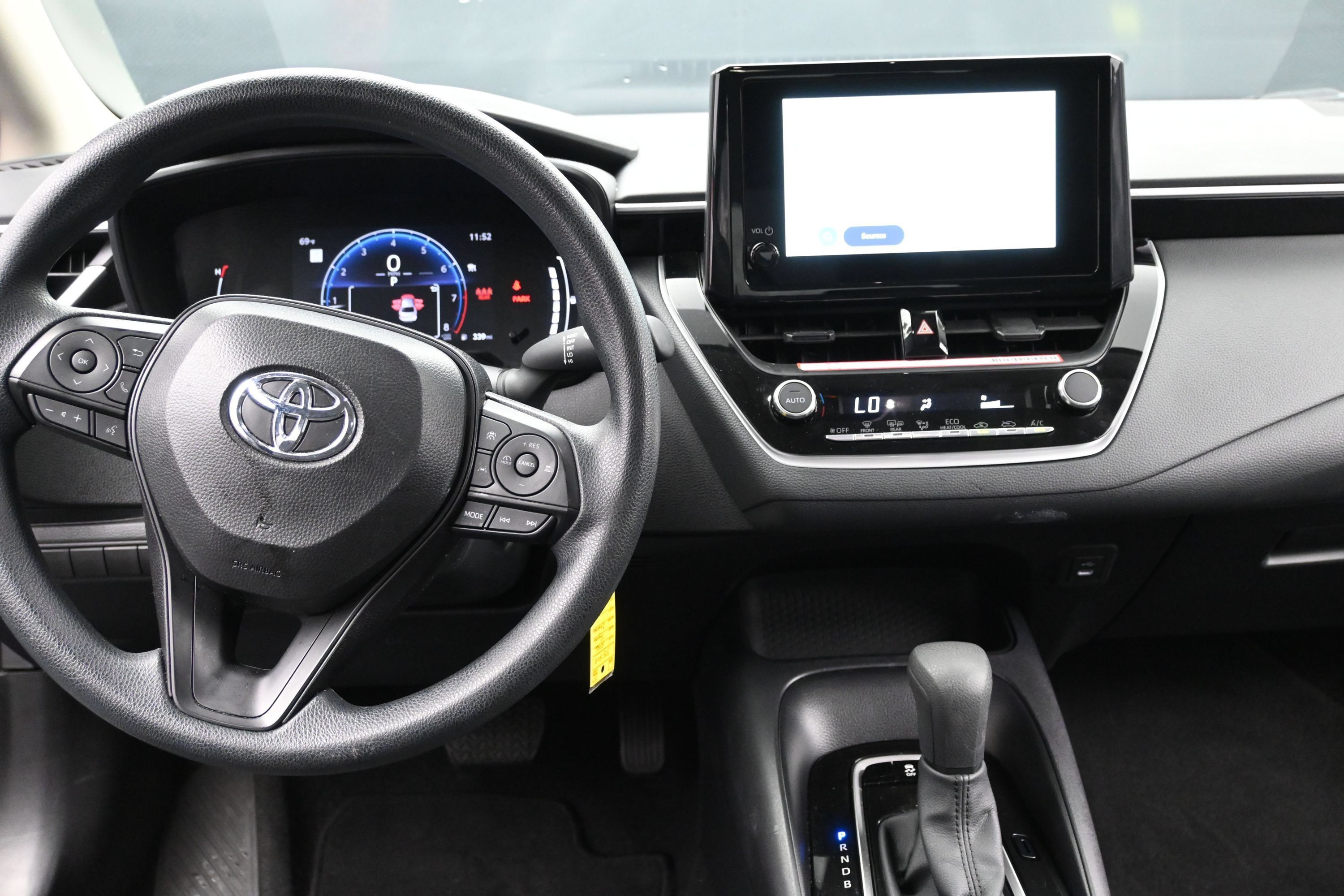 Used 2026 Toyota Corolla LE FWD image 20