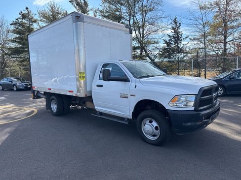 Used 2016 RAM 3500 Tradesman image 3
